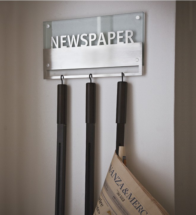 Zeitungsständer für die Wand